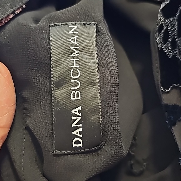 Dana Buchman chiffon wrap blouse with raised velvet flaral size 4. Beautiful - Picture 9 of 13